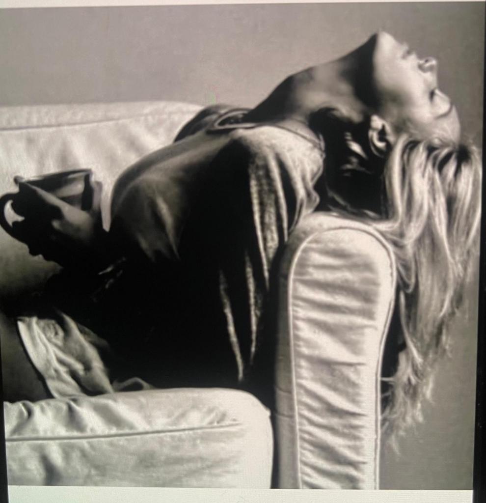 643495525: Chica busca chico en Lérida