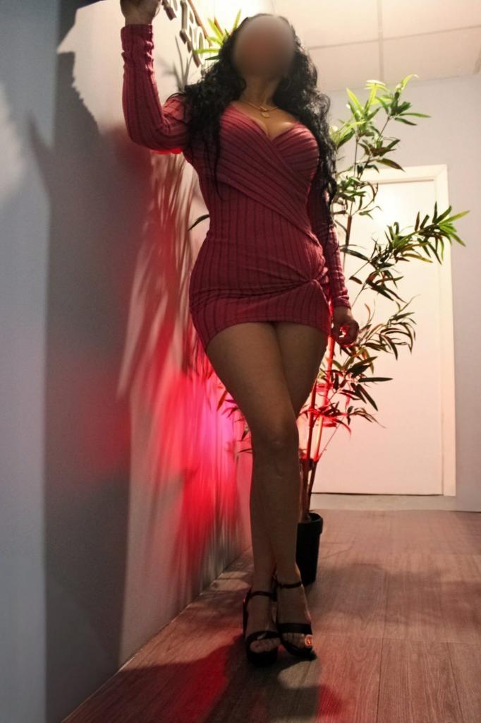 Chica busca chico en Sevilla: 