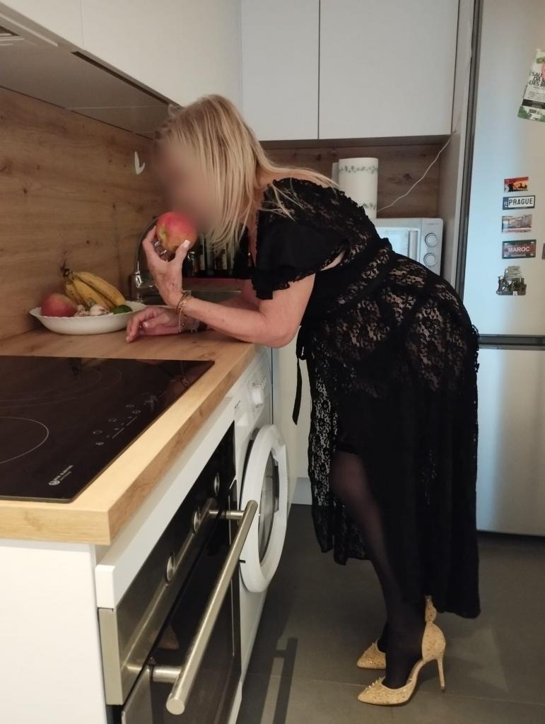 641583342: Chica busca chico en Alicante