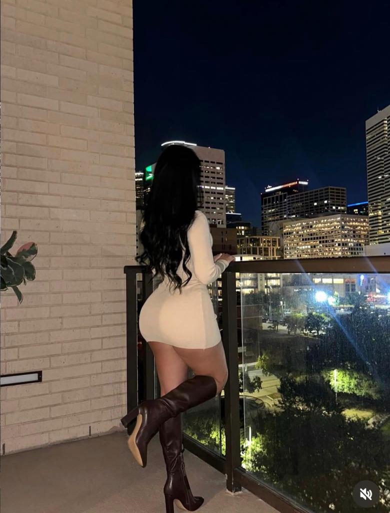 614590466: Chica busca chico en Mallorca