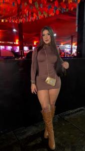 613834096: Chica busca chico en Madrid