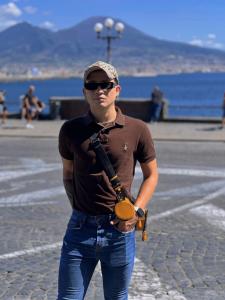 642607035: Chico busca chica en Valencia