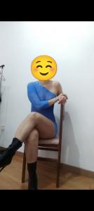 608298922: Chica busca chico en Sevilla