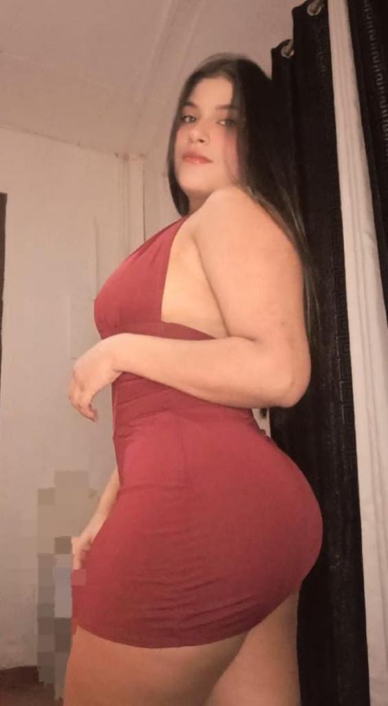 615876540: Chica busca chico en Gerona