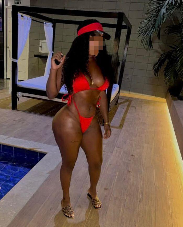 Chica busca chico en Valencia: Chica busca chico