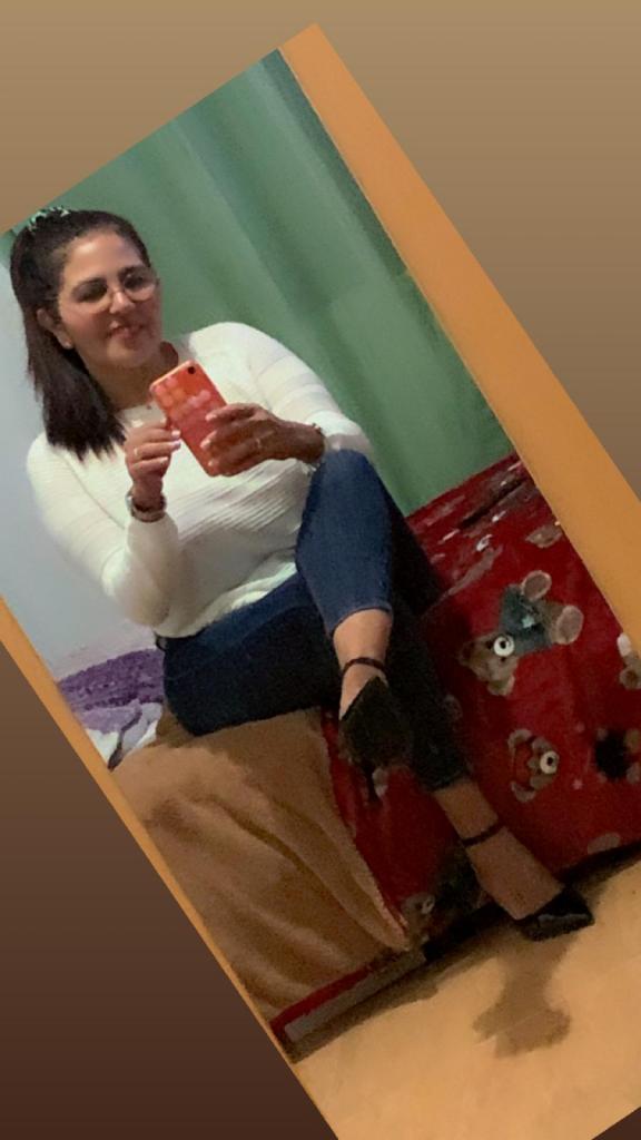 643695029: Chica busca chico en Murcia