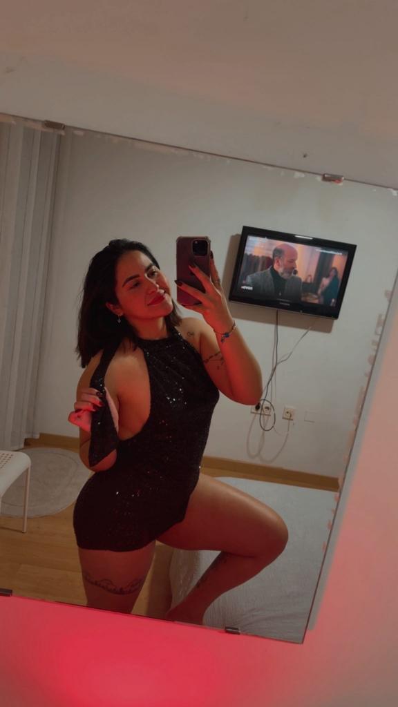 628586146: Chica busca chico en Almería