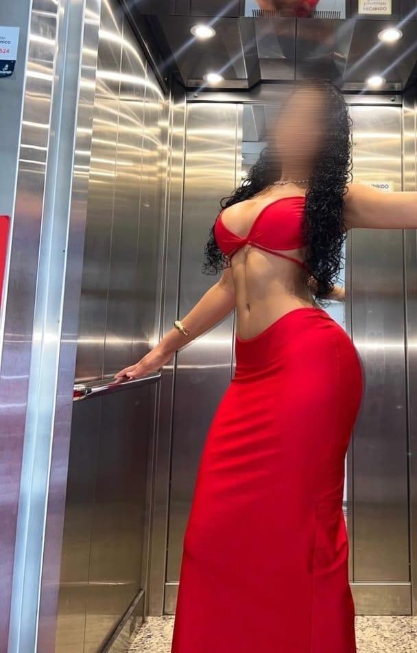 656777200: Chica busca chico en Barcelona