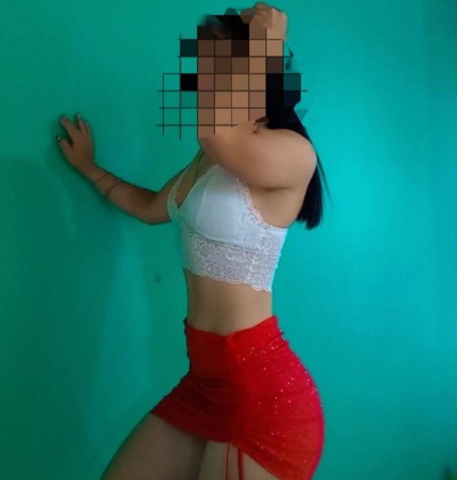 Chica busca chico en Almería: 