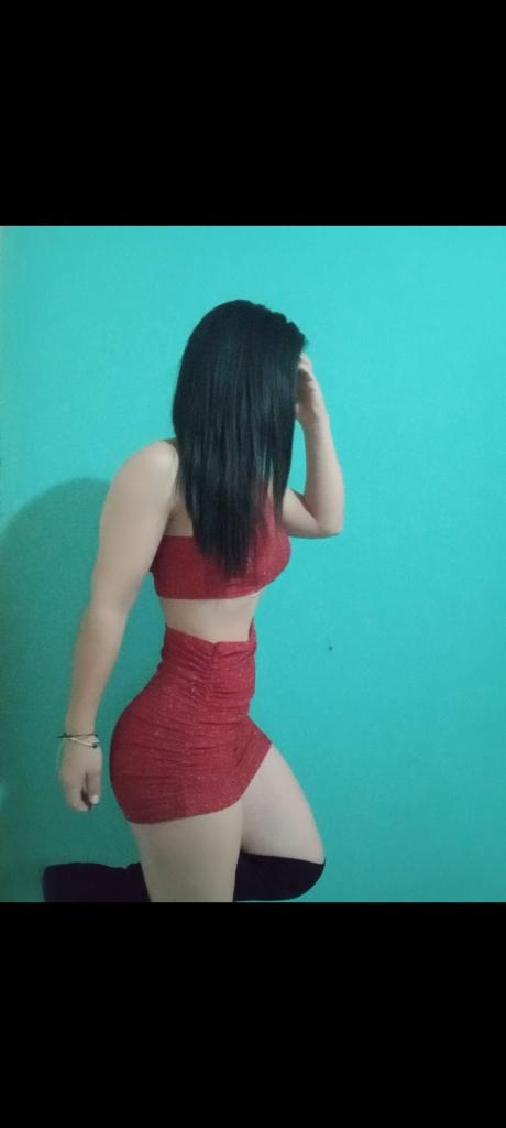 Chica busca chico en Almería: 