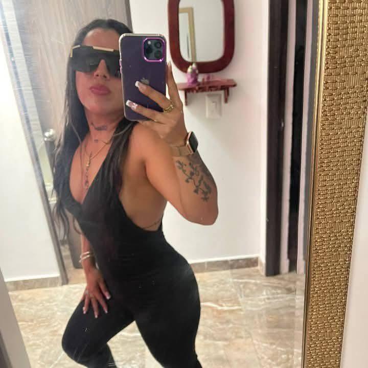 624537724: Chica busca chico en Barcelona