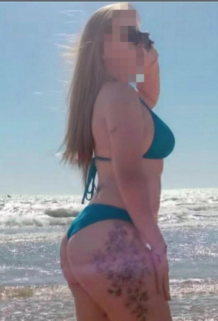 Chica busca chico en Cádiz: 