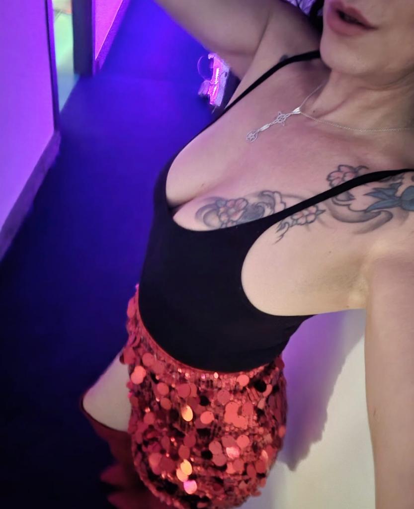 Chica busca chico en Toledo: 