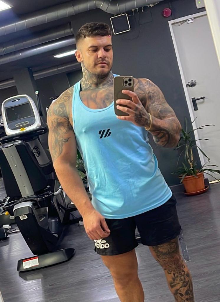 Chico busca chica en Alicante: 