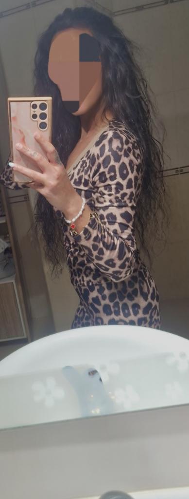 607255285: Chica busca chico en Valencia