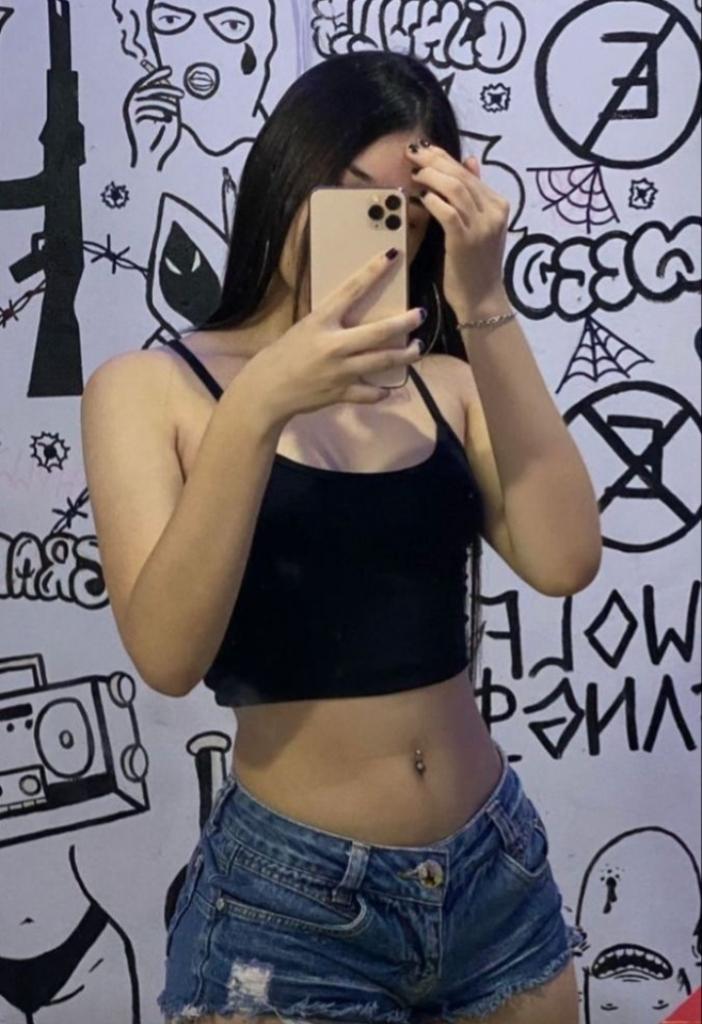 611292075: Chica busca chico en Almería