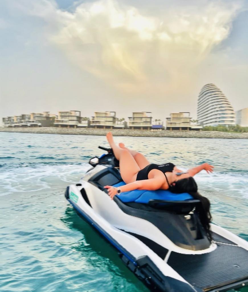 Chica busca chico en Granada: 