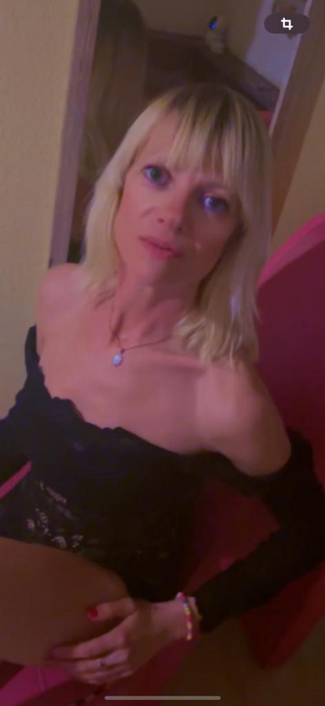 Chica busca chico en Murcia: 