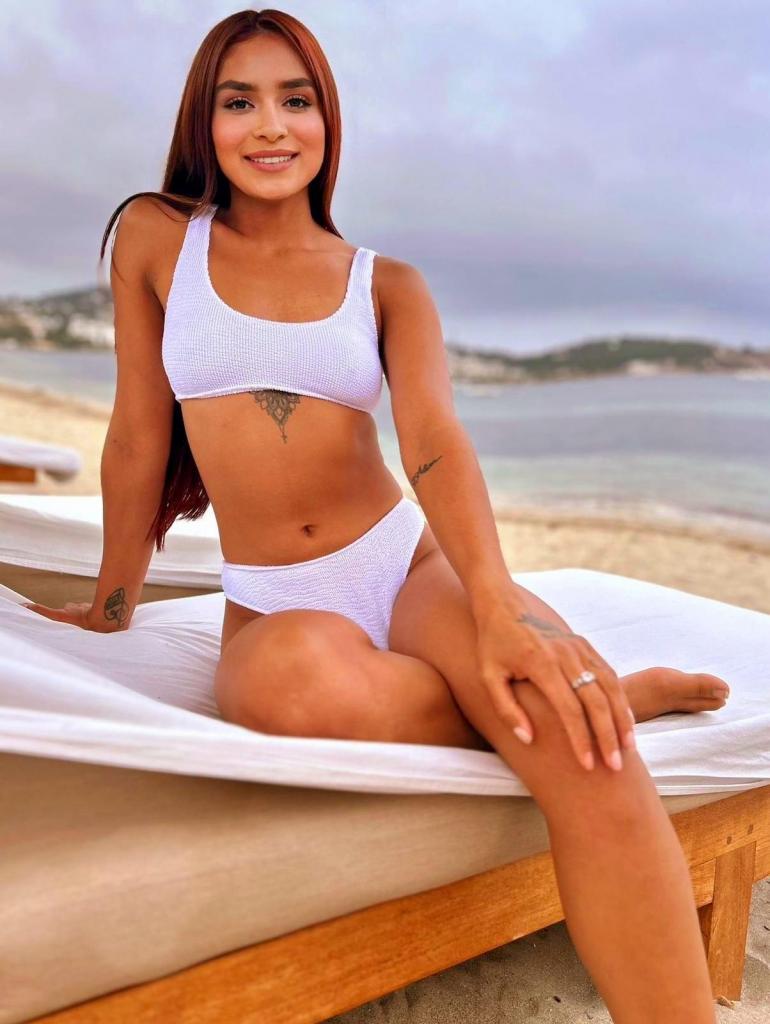 Chica busca chico en La Coruña: 