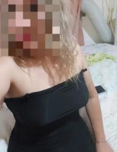 631218927: Chica busca chico en La Coruña