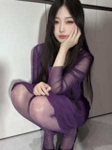 614428038: Chica busca chico en Navarra