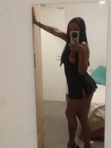 631445839: Chica busca chico en Granada