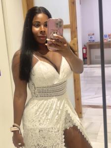 624809393: Chica busca chico en Murcia