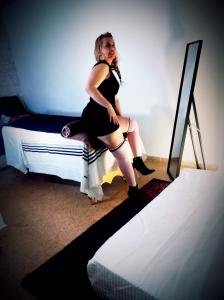 611557938: Chica busca chico en Alicante