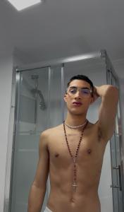 603484045: Chico busca chica en Málaga