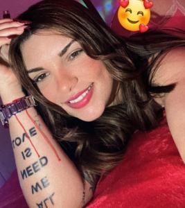 634811240: Chica busca chico en Cádiz