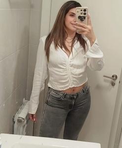 607602421: Chica busca chico en Mallorca