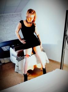 611557938: Chica busca chico en Alicante