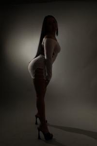 617237788: Chica busca chico en Madrid