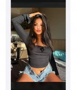 624420310: Chica busca chico en Menorca