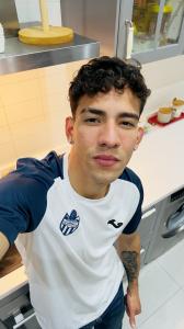 651798760: Chico busca chica en Valencia