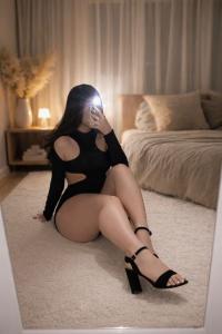 666314526: Chica busca chico en Ibiza