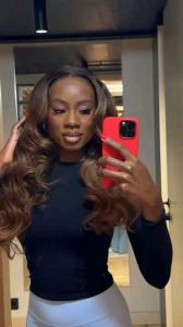 685106179: Chica busca chico en Madrid