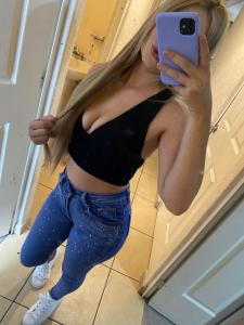 613952877: Chica busca chico en Asturias