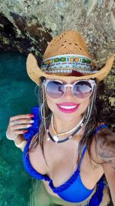 695755427: Chica busca chico en Málaga