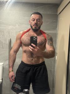 604873644: Chico busca chica en Madrid