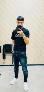 742036048: Chico busca chica en Valencia