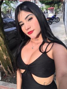 613849347: Chica busca chico en Sevilla