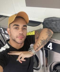 637388716: Chico busca chica en Valencia