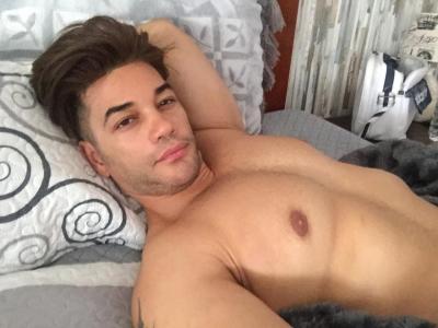 637388716: Chico busca chica en Valencia