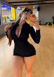 667793473: Chica busca chico en Mallorca