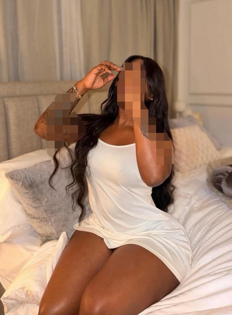 624359985: Chica busca chico en Las Palmas