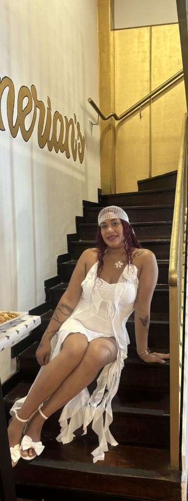 Chica busca chico en Sevilla: 