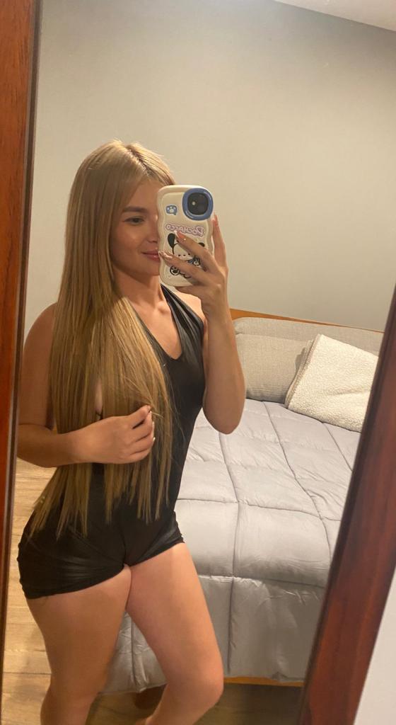 613952877: Chica busca chico en Asturias