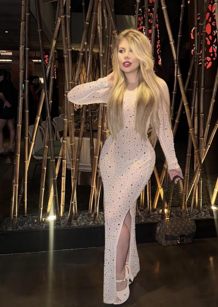 627507647: Transexual en Cantabria