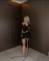 615850342: Chica busca chico en Madrid